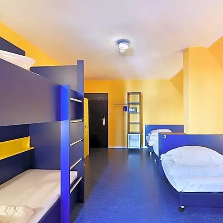 Bed'nbudget Expo-hostel Hotel *