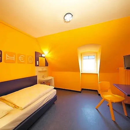 Bed'nbudget Expo-hostel