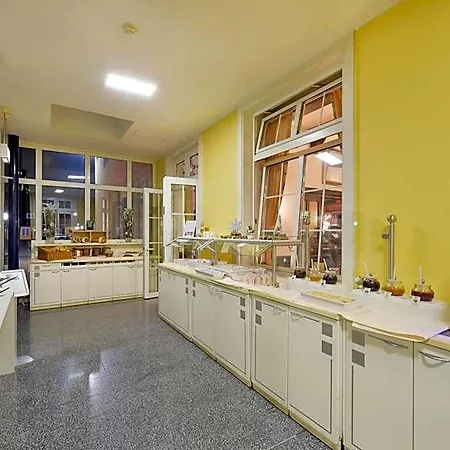 Otel Bed'nbudget Expo-hostel