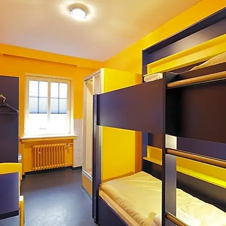 Bed'nbudget Expo-hostel Otel *