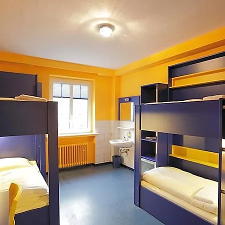 Bed'nbudget Expo-hostel Hotel